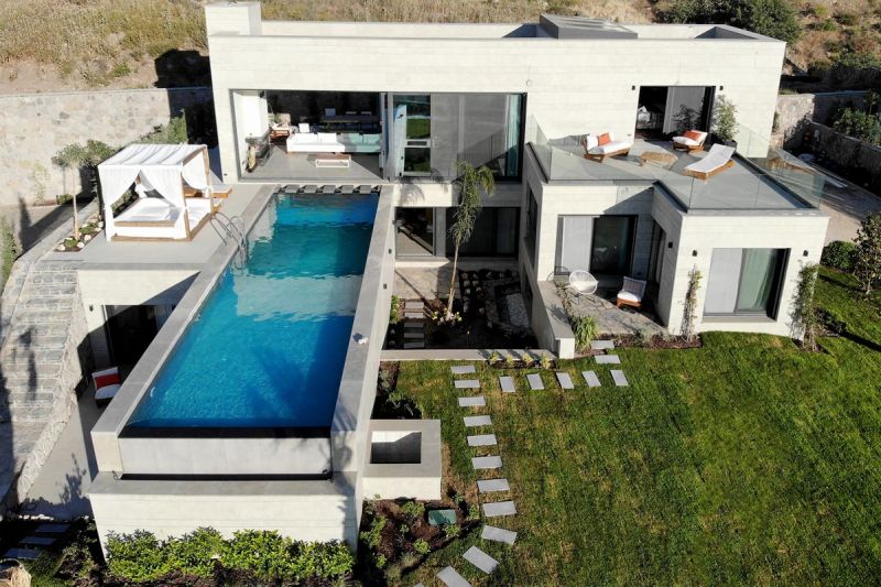 6 Bedroomed Private Pool Villa With Sea View in Turgutreis Bodrum