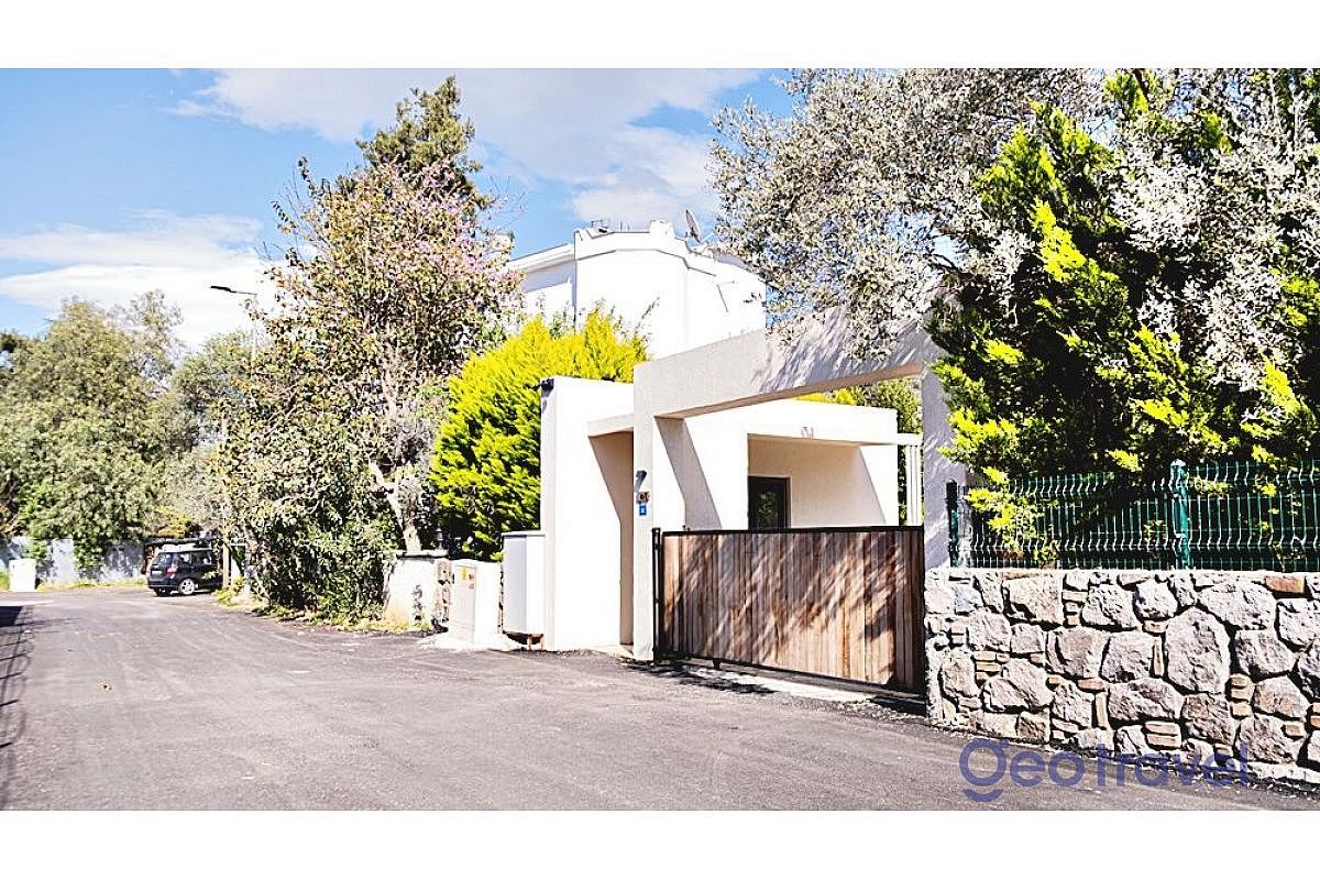 torba-mansion-flat-gate-12-3-1-15445380669.jpg