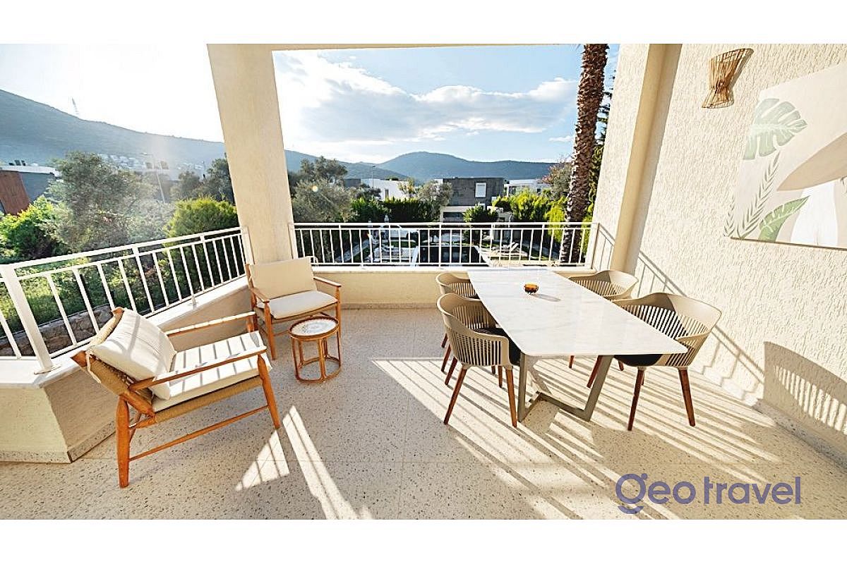 torba-mansion-indoor-12-1-20-15445376398.jpg