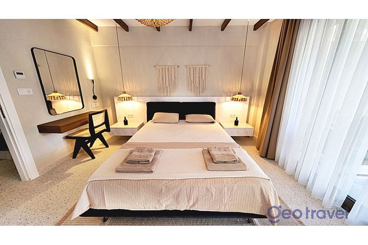 torba-mansion-indoor-12-2-17-15445380327.jpg