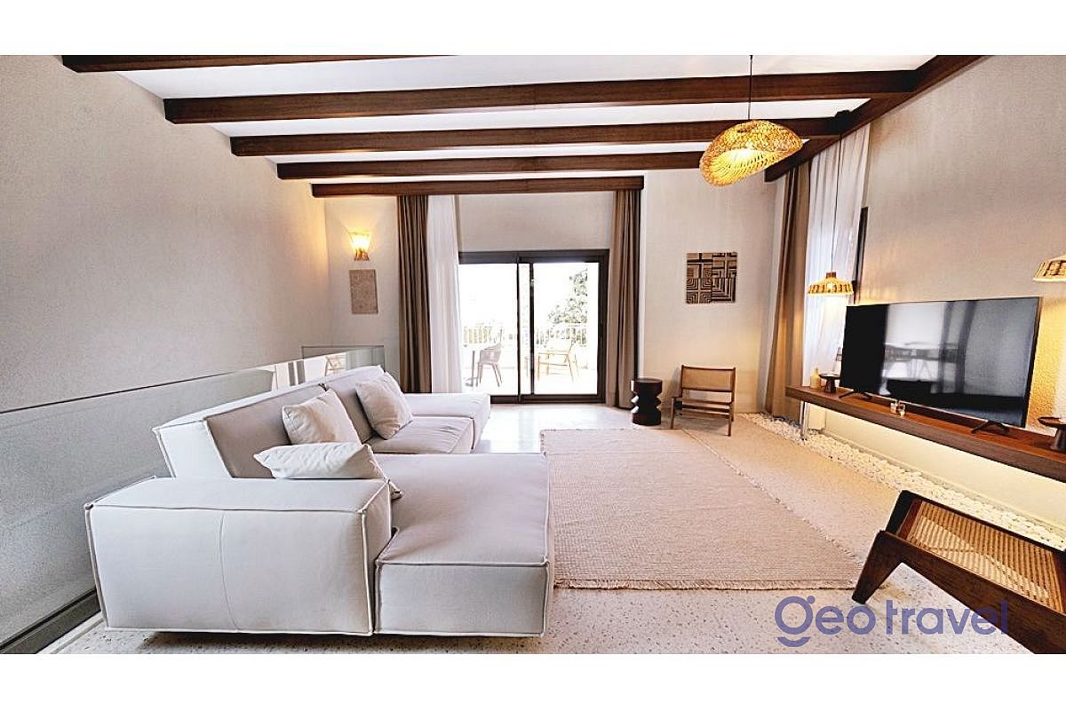 torba-mansion-indoor-12-2-25-15445380708.jpg